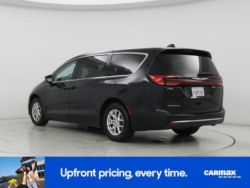Black 2023 Chrysler Pacifica Touring L