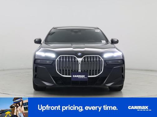 Black 2023 BMW 740 I