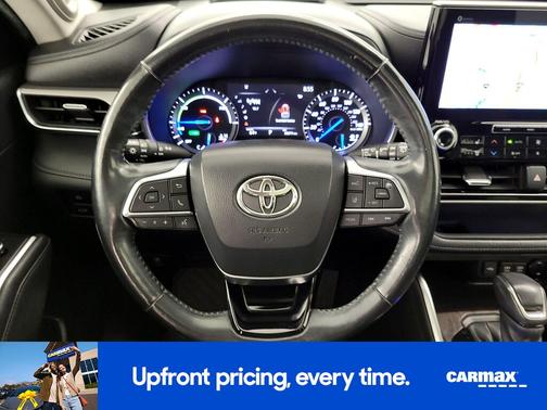 2021 Toyota Highlander Hybrid Platinum