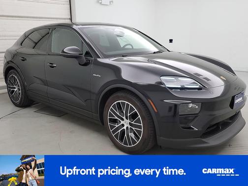 Black 2025 Porsche Macan