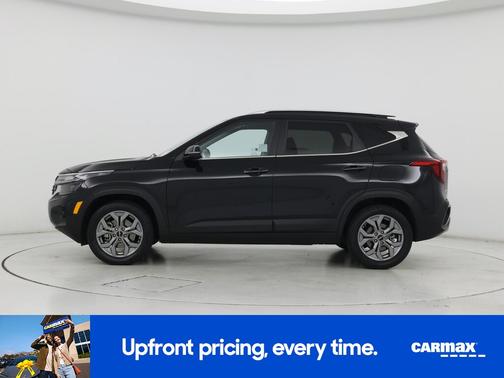 Black 2024 Kia Seltos EX
