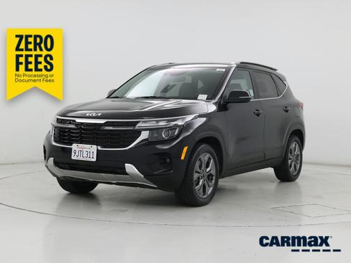 Black 2024 Kia Seltos S