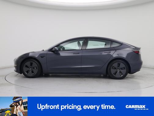 Gray 2022 Tesla Model 3