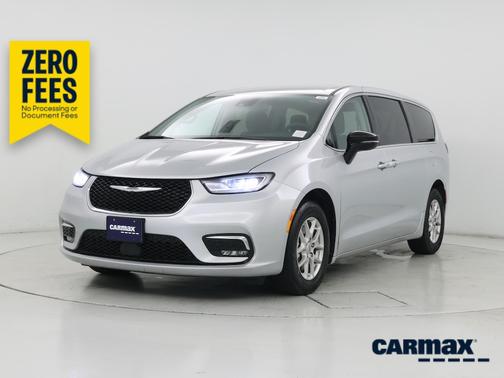 Silver 2024 Chrysler Pacifica Limited