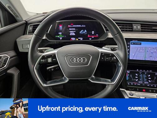 2023 Audi e-tron Premium Plus