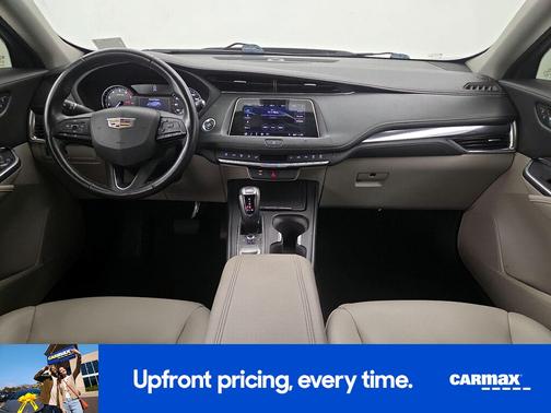 2019 Cadillac XT4 Luxury