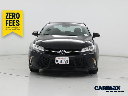Black 2017 Toyota Camry SE