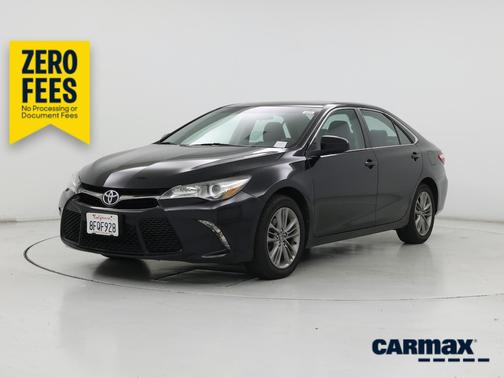 Black 2017 Toyota Camry SE