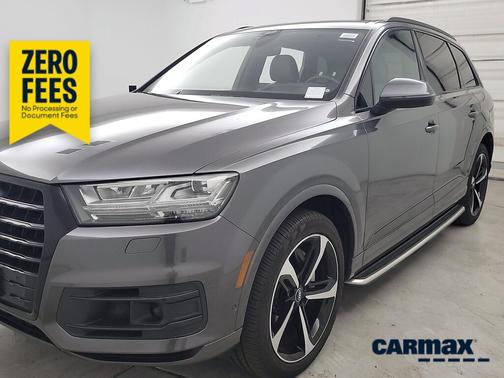 Gray 2019 Audi Q7 Prestige