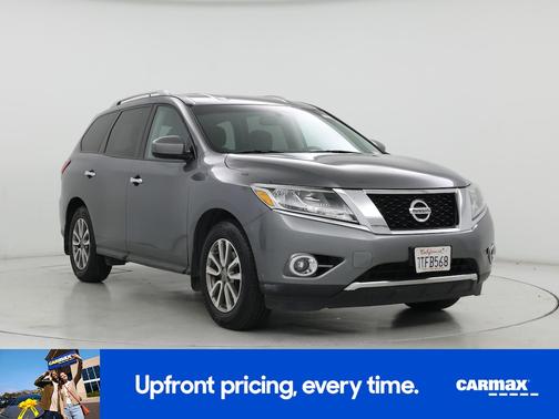2016 Nissan Pathfinder SV