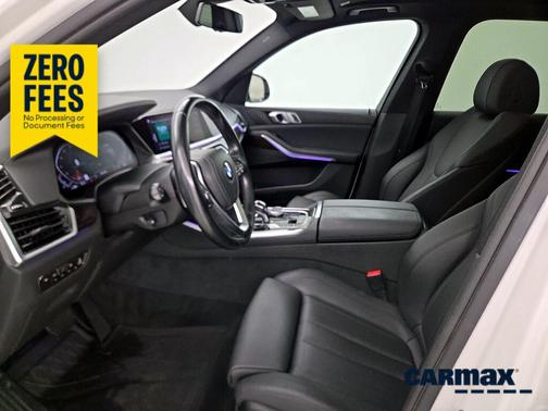 White 2019 BMW X5 xDrive40i