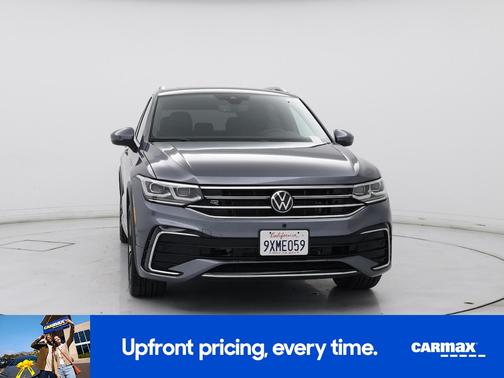 Gray 2024 Volkswagen Tiguan SEL R-Line