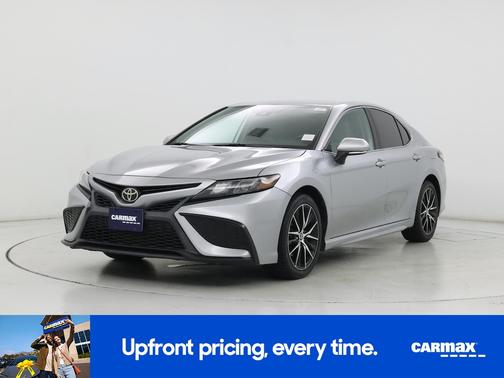 Silver 2022 Toyota Camry SE