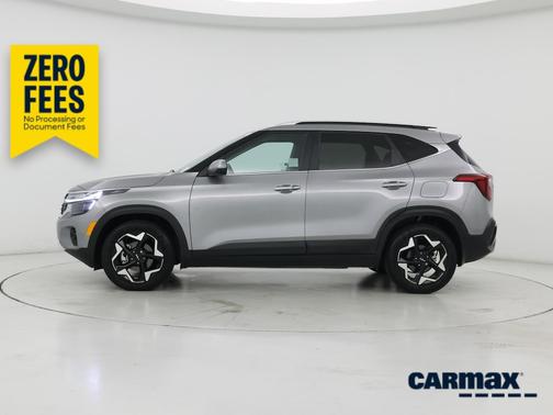 Silver 2024 Kia Seltos EX