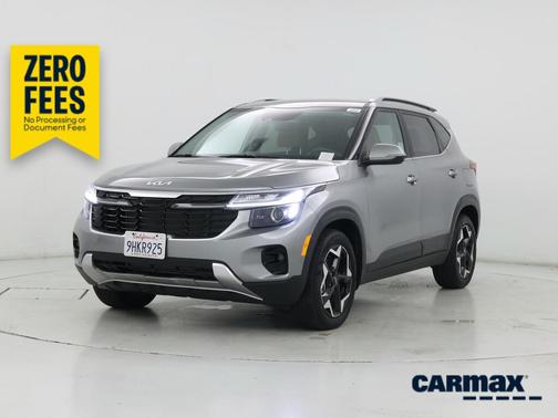 Silver 2024 Kia Seltos EX