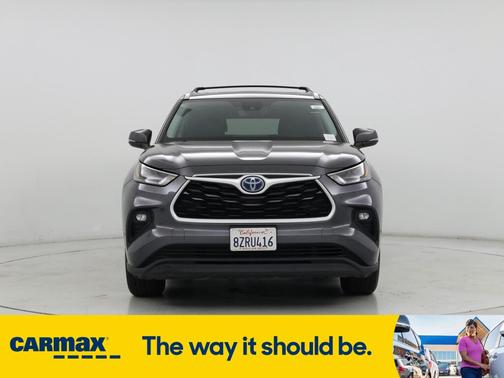 2022 Toyota Highlander Hybrid XLE