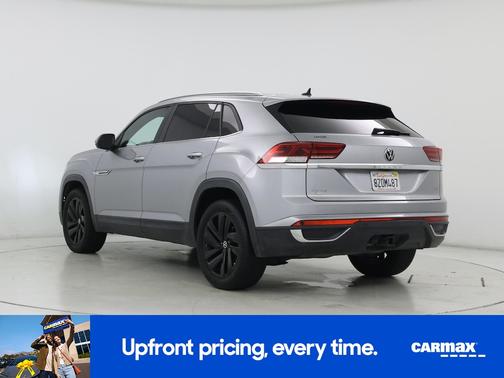 2022 Volkswagen Atlas Cross Sport SE w/Tech