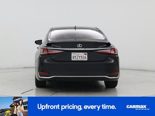 2020 Lexus ES 300h Luxury