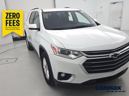 White 2019 Chevrolet Traverse LT