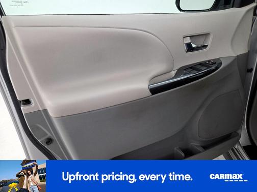 2014 Toyota Sienna SE