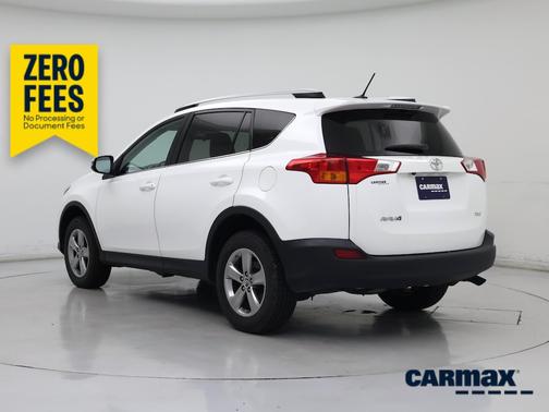 White 2015 Toyota RAV4 XLE
