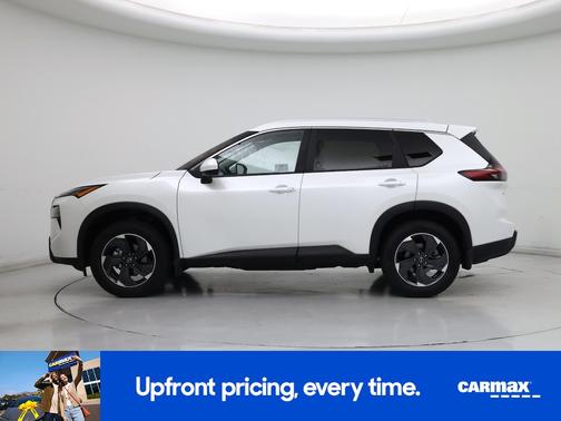 White 2024 Nissan Rogue SV