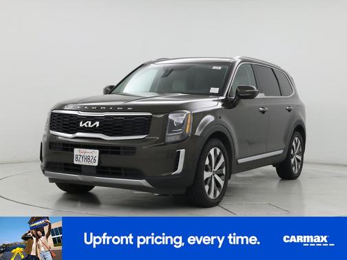 Green 2022 Kia Telluride S
