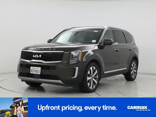 Green 2022 Kia Telluride S