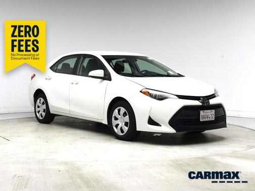 Pearl 2018 Toyota Corolla LE