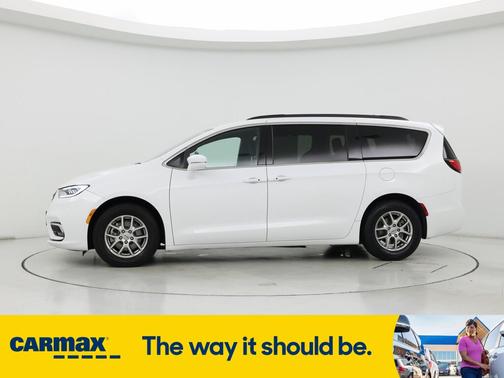 2022 Chrysler Pacifica Touring