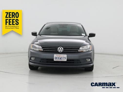 Gray 2016 Volkswagen Jetta Sport