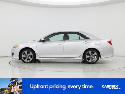 Silver 2014 Toyota Camry SE