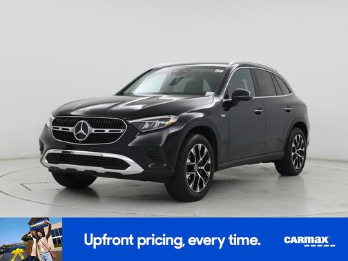 Black 2025 Mercedes-Benz GLC 350e