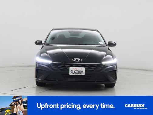 Black 2024 Hyundai ELANTRA SEL