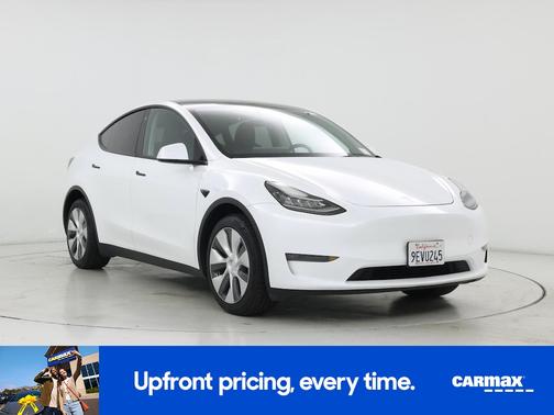 White 2023 Tesla Model Y Long Range