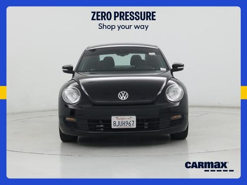 Black 2016 Volkswagen Beetle SE