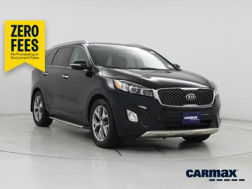 Black 2016 Kia Sorento Limited