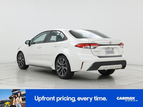 White 2020 Toyota Corolla SE