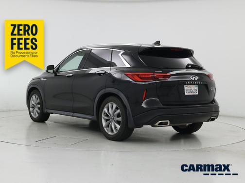 Black 2021 INFINITI QX50 Luxe
