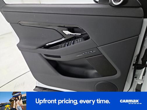 2024 Land Rover Range Rover Evoque Dynamic SE