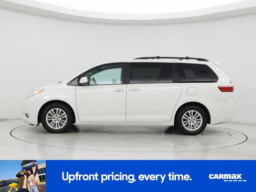 White 2016 Toyota Sienna XLE Auto Access Seat