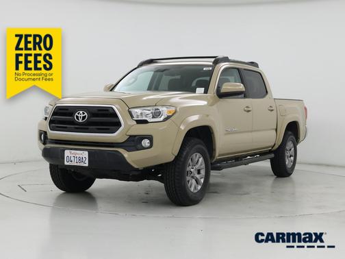 Tan 2016 Toyota Tacoma SR5