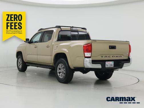 Tan 2016 Toyota Tacoma SR5