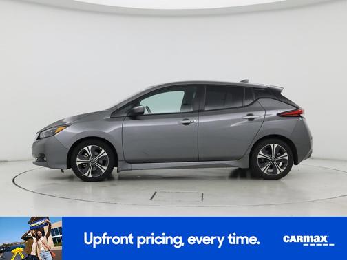 Gray 2022 Nissan Leaf SV