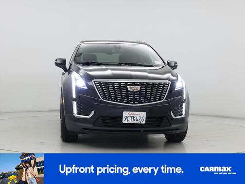 Black 2023 Cadillac XT5 Luxury