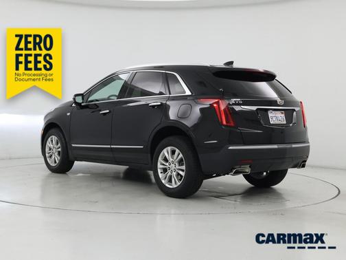Black 2023 Cadillac XT5 Luxury