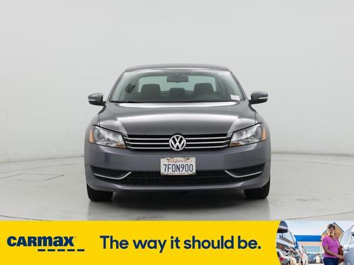 2014 Volkswagen Passat SE