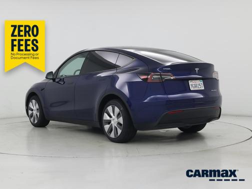 Blue 2023 Tesla Model Y Long Range