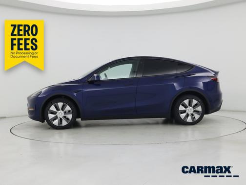 Blue 2023 Tesla Model Y Long Range