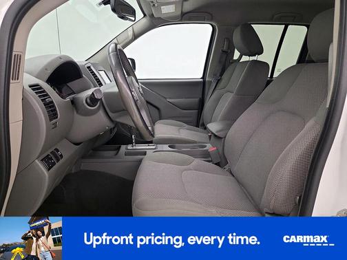 White 2019 Nissan Frontier SV